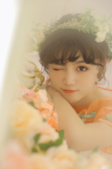 麻麻挽起裙子迈